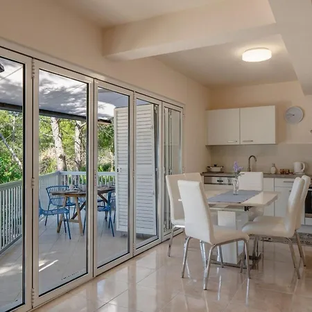 Apartment Sum Mora 4 By Interhome Vir