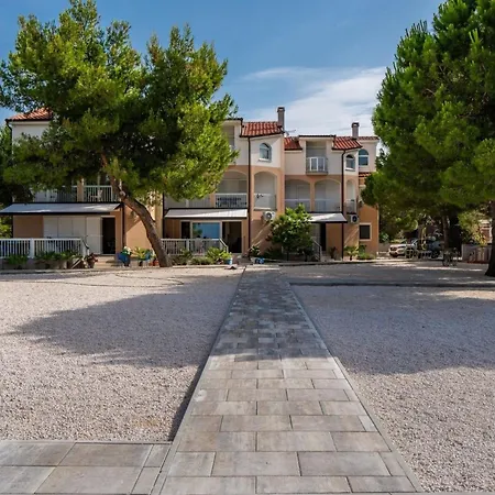Sum Mora 4 By Interhome Daire *